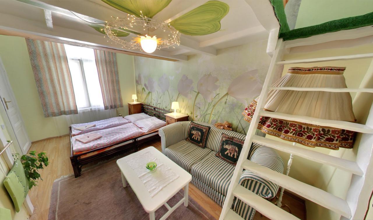 Artharmony Pension & Hostel Praga Exterior foto